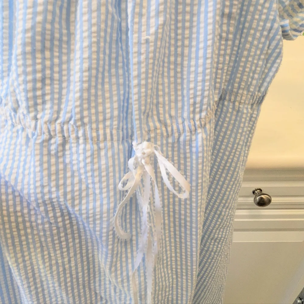 Wendy -Peter Pan -Costume Blue Stripe Nightgown Large